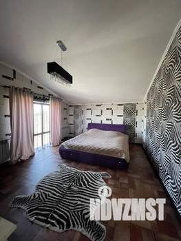 Дом 260м², 2-этажный, посуточно,