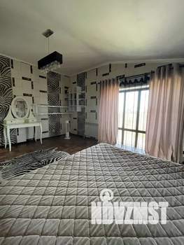 Дом 260м², 2-этажный, посуточно,