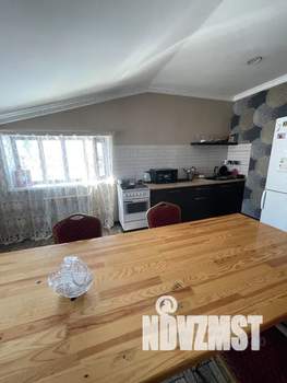 Дом 260м², 2-этажный, посуточно,