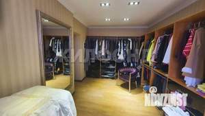 Коттедж 300м², 3-этажный, участок 13 сот.