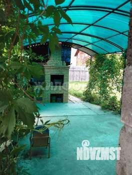 Дом 176м², 2-этажный, участок 6 сот.