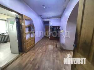 Дом 300м², 3-этажный, участок 10 сот.