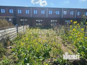 Таунхаус 100м², 2-этажный, участок 2 сот.