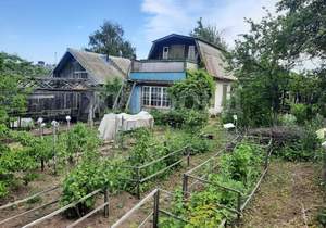 Дом 30м², 2-этажный, участок 6 сот.