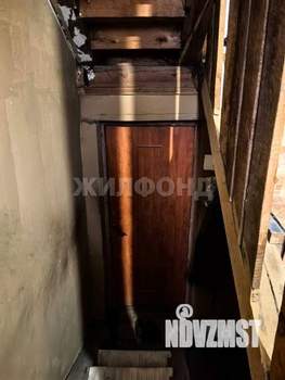 Дом 300м², 3-этажный, участок 10 сот.