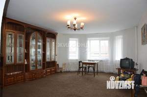 Коттедж 323м², 2-этажный, участок 9 сот.