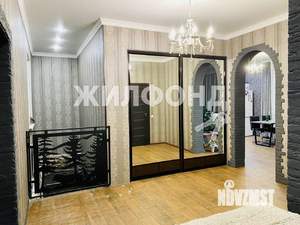 Дом 228м², 2-этажный, участок 6 сот.