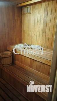 Дом 295м², 2-этажный, участок 10 сот.