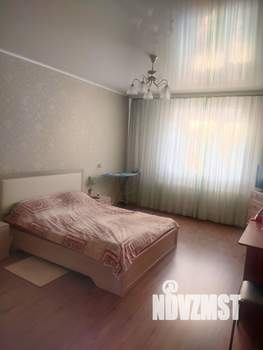 Дом 273м², 3-этажный, участок 10 сот.