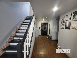 Дом 250м², 2-этажный, участок 10 сот.