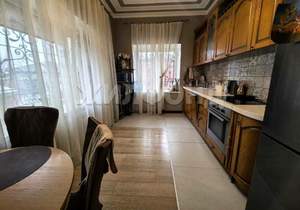 Дом 220м², 2-этажный, участок 7 сот.