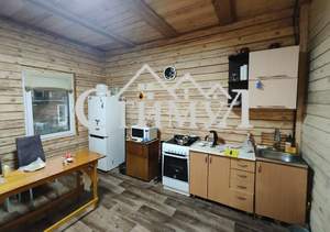 Дом 200м², 2-этажный, на длительный срок, 