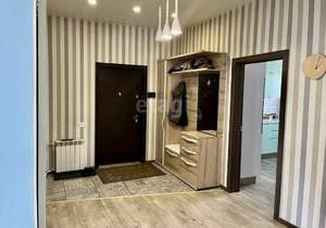 Дом 241м², 2-этажный, участок 10 сот.  