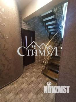 Дом 316м², 2-этажный, участок 10 сот.  