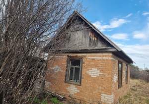 Дом 30м², 2-этажный, участок 6 сот.  