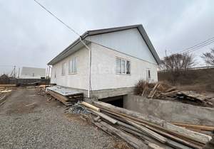 Дом 280м², 2-этажный, участок 6 сот.  