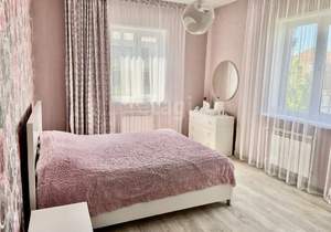Дом 241м², 2-этажный, участок 10 сот.  