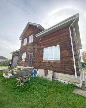 Дом 200м², 2-этажный, участок 6 сот.  