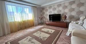 Дом 176м², 2-этажный, участок 10 сот.  