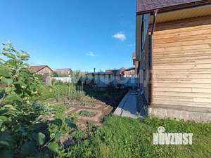 Дом 100м², 2-этажный, участок 6 сот.  