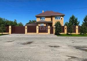 Дом 351м², 2-этажный, участок 12 сот.  