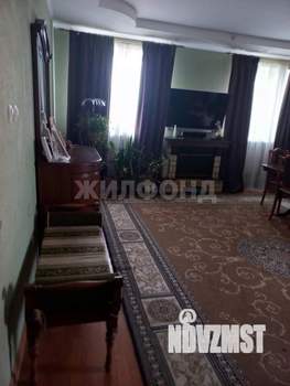 Коттедж 200м², 2-этажный, участок 11 сот.  