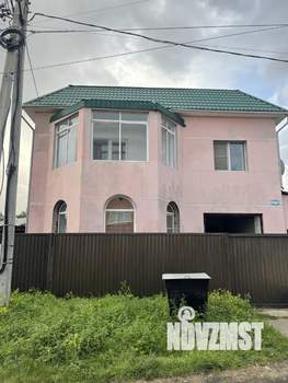 Коттедж 379м&sup2;, 3-этажный, участок 20 сот.  