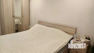 Коттедж 250м², 2-этажный, участок 10 сот.  