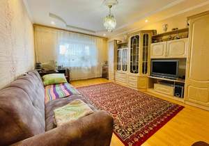 Дом 337м², 2-этажный, участок 12 сот.  