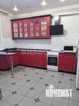 Дом 193м², 3-этажный, участок 11 сот.  