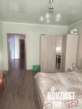 Дом 273м², 3-этажный, участок 10 сот.  