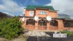 Дом 213м², 3-этажный, участок 20 сот.  