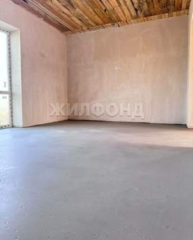 Дом 110м², 2-этажный, участок 10 сот.  
