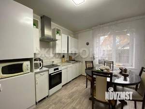 Дом 100м², 2-этажный, участок 5 сот.  