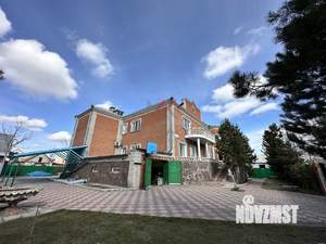 Коттедж 1017м&sup2;, 2-этажный, участок 23 сот.  