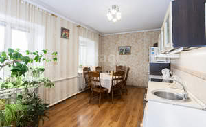 Дом 264м², 3-этажный, участок 10 сот.  