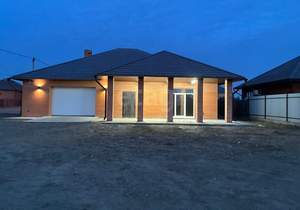 Дом 205м&sup2;, 1-этажный, участок 7 сот.  