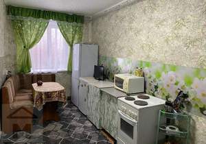 Дом 76м&sup2;, 2-этажный, участок 7 сот.  