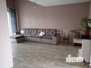 Дом 268м², 3-этажный, участок 12 сот.  