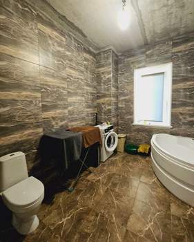 Дом 194м², 1-этажный, участок 7 сот.  