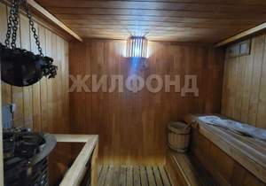 Дом 250м², 2-этажный, участок 10 сот.  