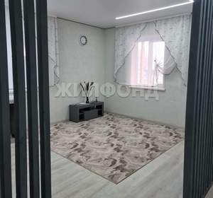 Дом 100м², 2-этажный, участок 10 сот.  