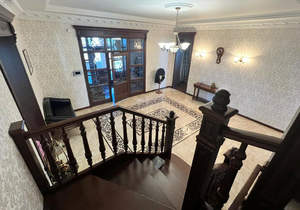 Дом 550м², 2-этажный, участок 20 сот.  
