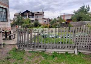 Дом 220м², 2-этажный, участок 8 сот.  