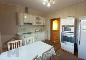 Дом 234м², 2-этажный, участок 10 сот.  