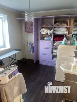 Коттедж 350м², 2-этажный, участок 10 сот.  