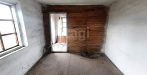 Дом 18м², 2-этажный, участок 8 сот.  