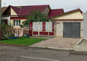 Дом 80м², 2-этажный, участок 8 сот.  