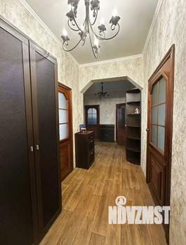 Дом 223м², 2-этажный, участок 12 сот.  