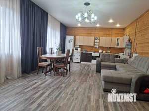 Дом 180м², 1-этажный, участок 8 сот.  